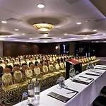 Отель Springs 4*