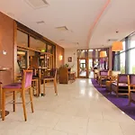 Springs 4* Athlone