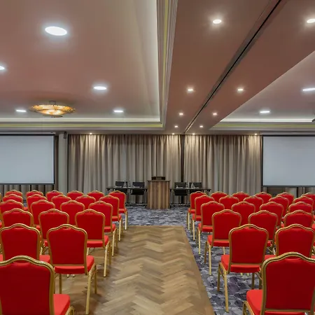 أثلون سبرينغز 4*