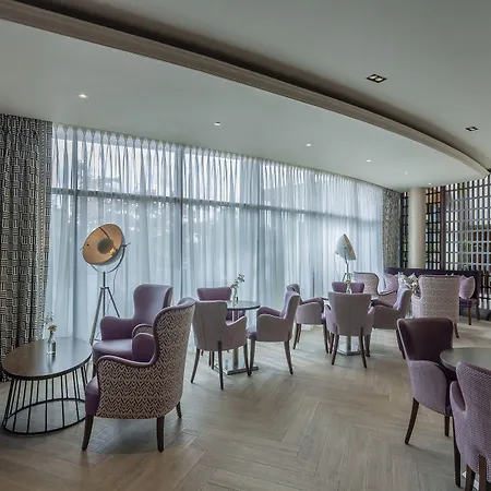 أثلون سبرينغز فندق