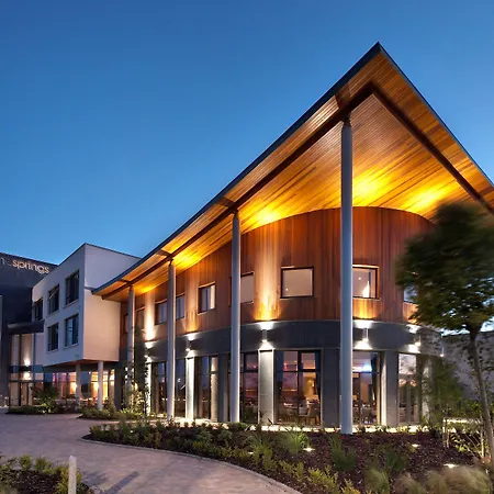 فندق أثلون سبرينغز 4*