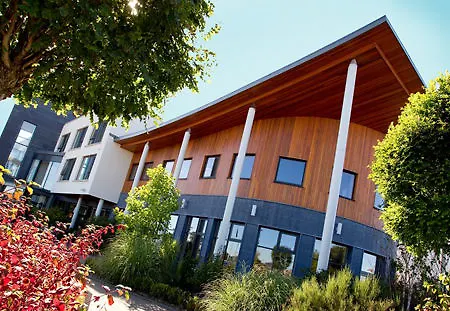 أثلون سبرينغز 4*