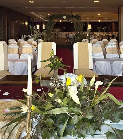 Springs 4* Athlone
