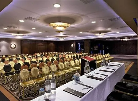 فندق أثلون سبرينغز 4*