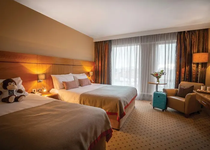 Springs 4* Athlone