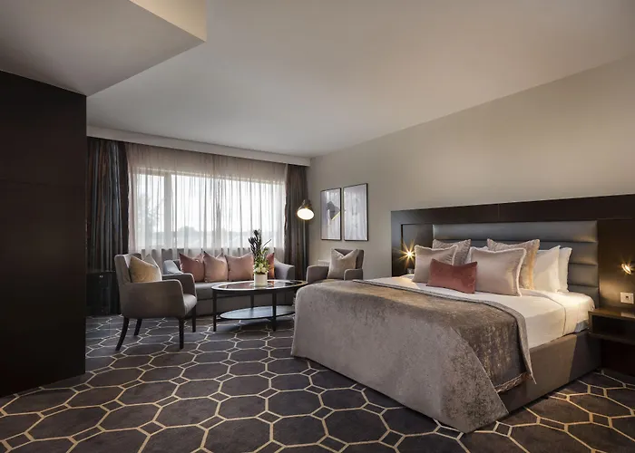 Springs 4* Athlone