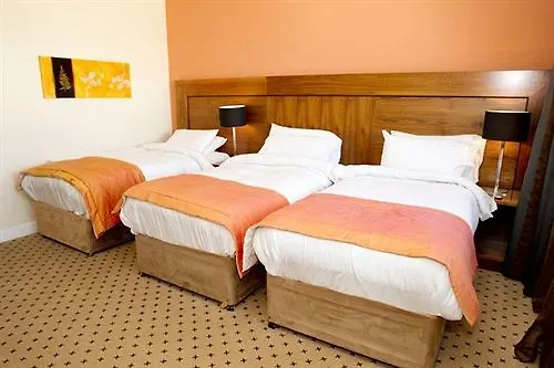 Отель Springs 4*